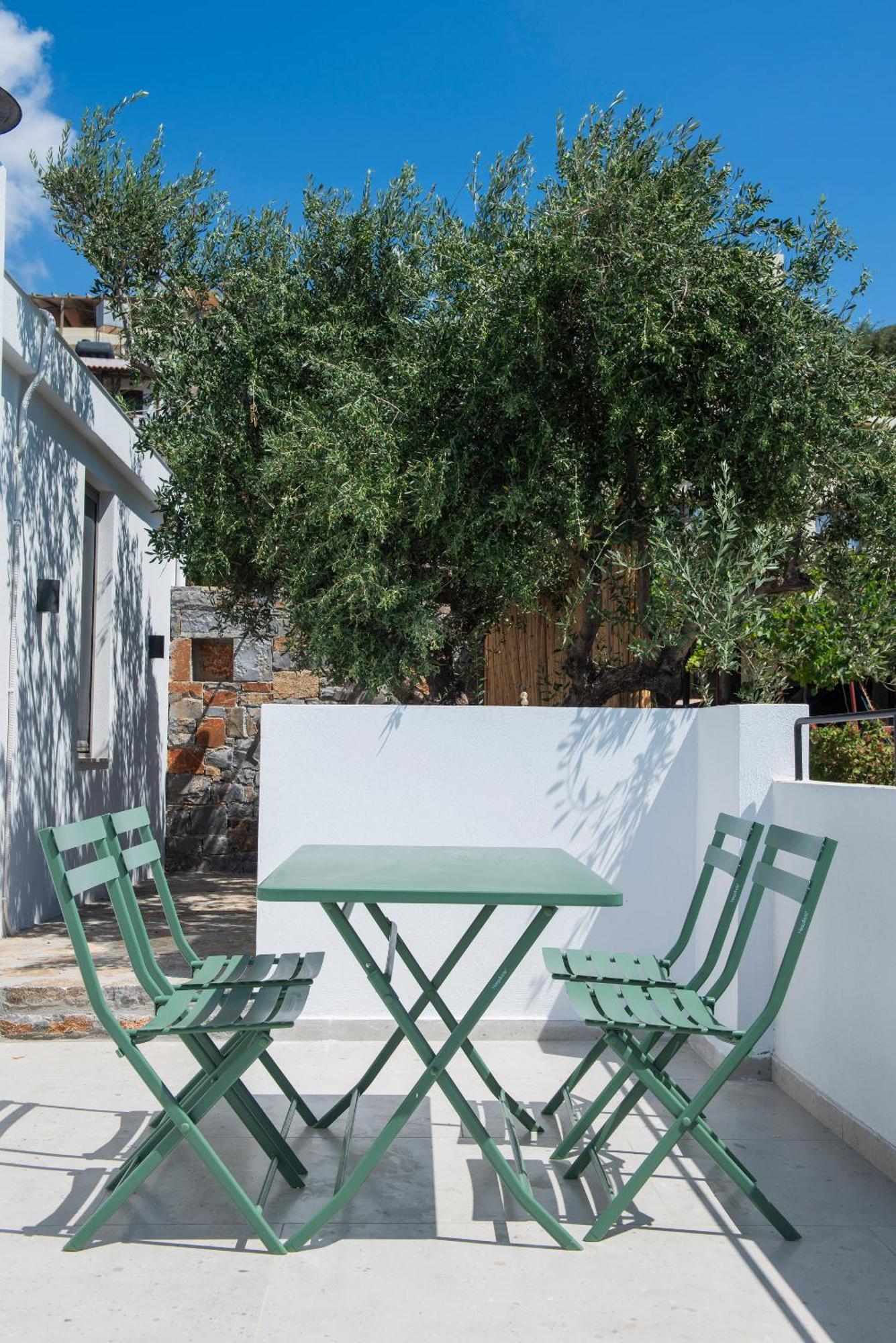 Gioma Garden Villas Istron Buitenkant foto