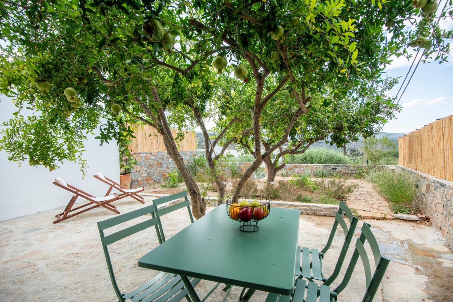 Gioma Garden Villas Istron Buitenkant foto
