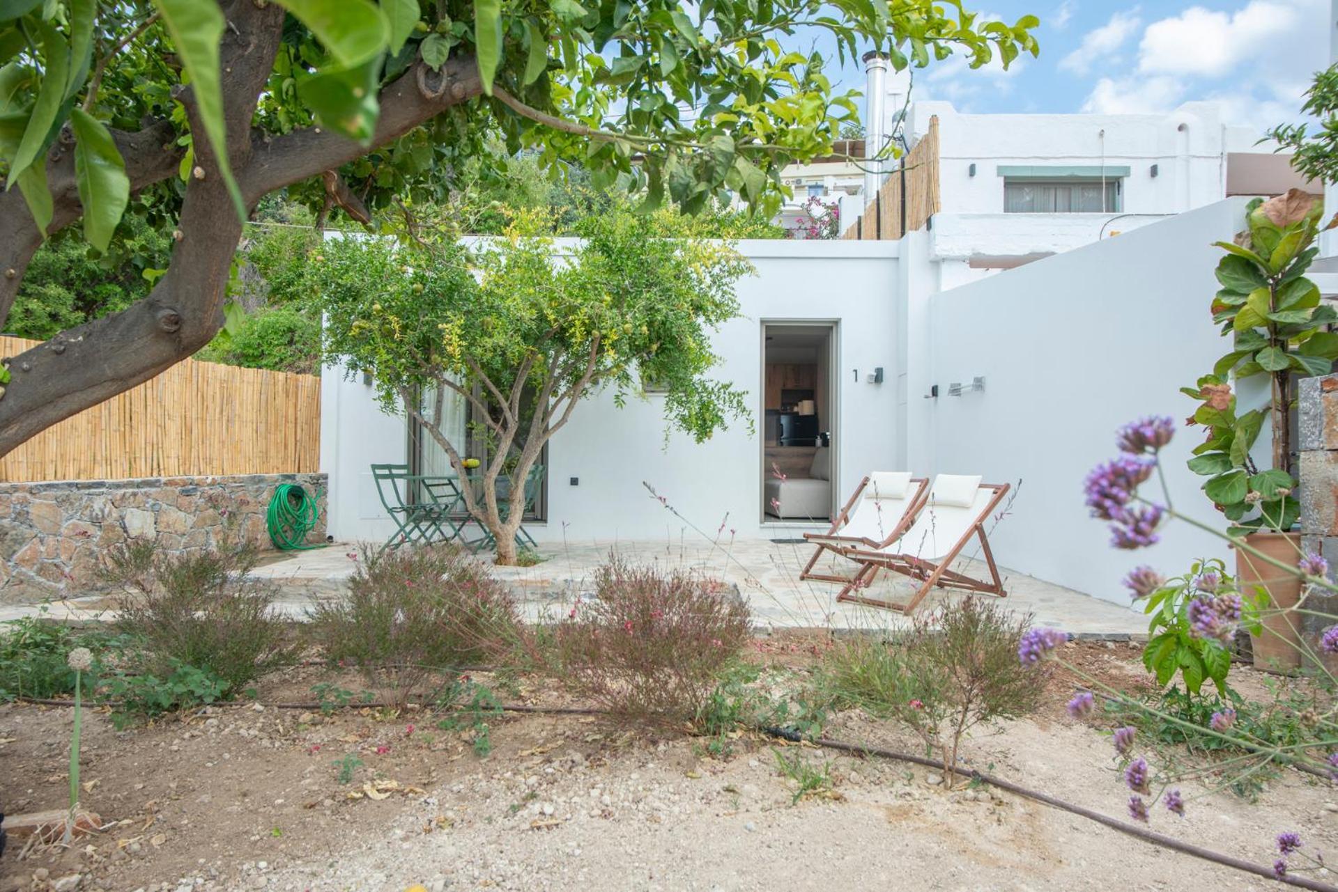Gioma Garden Villas Istron Buitenkant foto